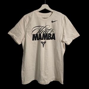 Nike Tee T-Shirt Men's Large White Black That's Mamba Kobe Bryant Swoosh HQ1757